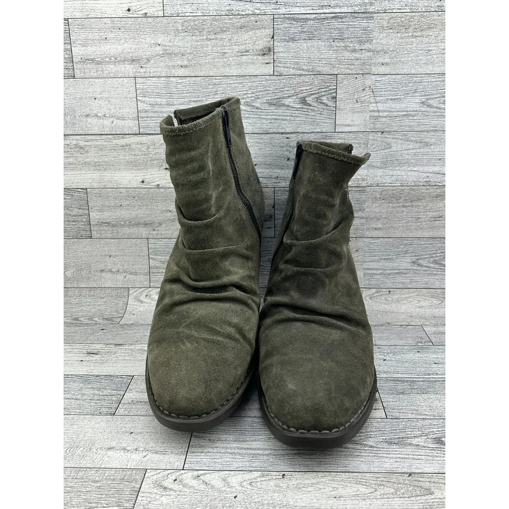 Born‎ Tarkiln Olive Green Suede Slouch Ankle Boots Men Size 9M Wood Block Heel